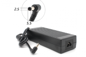 Punjac za laptop 19V 7.1A (5.5*2.5)