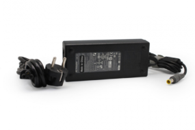 Punjac za laptop Lenovo 20V 6.75A