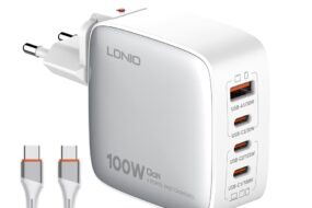 Kucni punjac sa adapterima LDNIO Q408 GaN PPS QC3.0 (30W), 3xPD3.0 (100W), 100W Max, sa Type C na Type C kablom beli