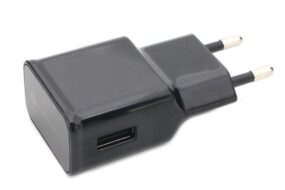 Kucni punjac Teracell Ultra LP03 2A sa P1000 kablom crni