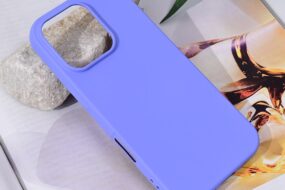 Torbica Teracell Soft Velvet za iPhone 16 Pro 6.3 ljubicasta