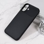 Torbica Defender Carbon za iPhone 16 Plus 6.7 crna