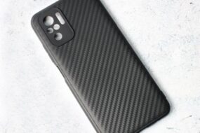 Torbica Carbon fiber za Xiaomi Redmi Note 10 4G/10s  crna