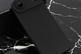 Torbica Teracell Giulietta za iPhone 17 Air 6.6 mat crna