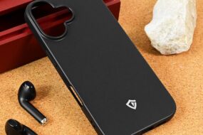 Torbica Teracell Skin za iPhone 16 6.1 mat crna